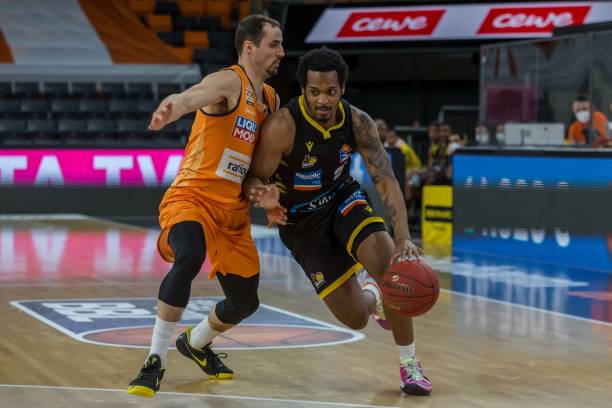 声和支持精 声和支持精