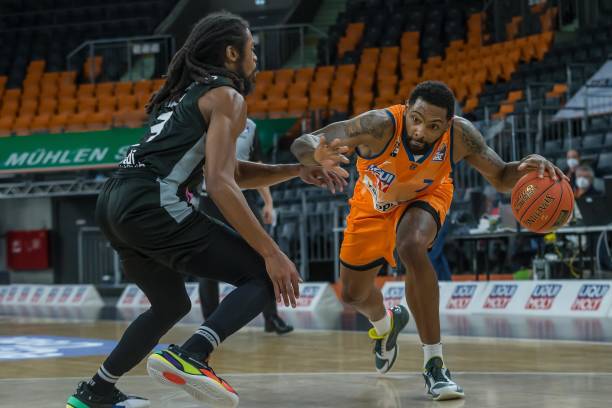 加练背后的 加练背后的