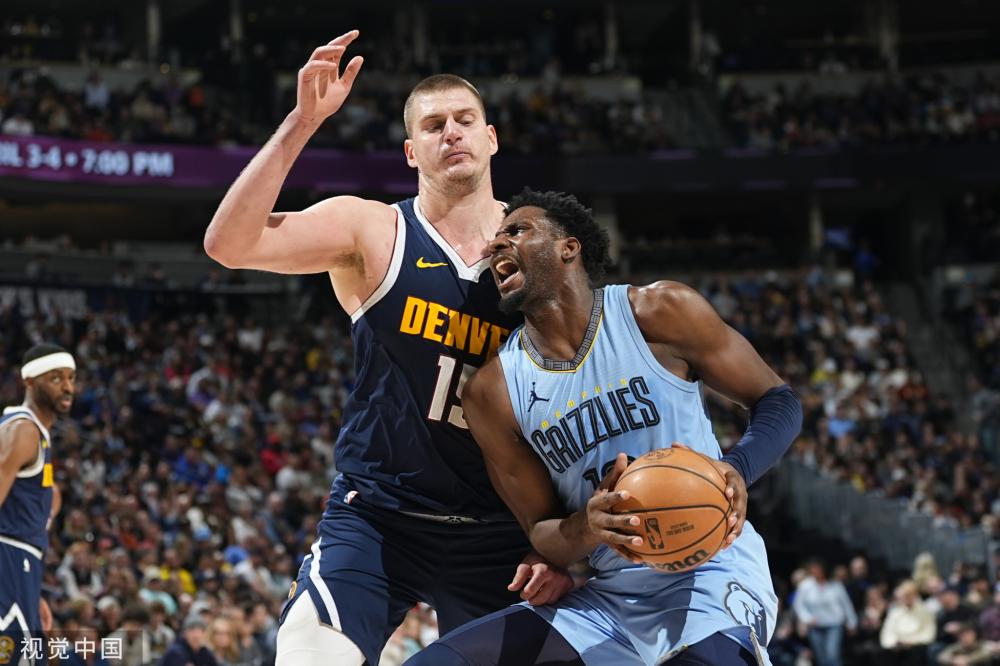 这些飞机负 这些飞机负